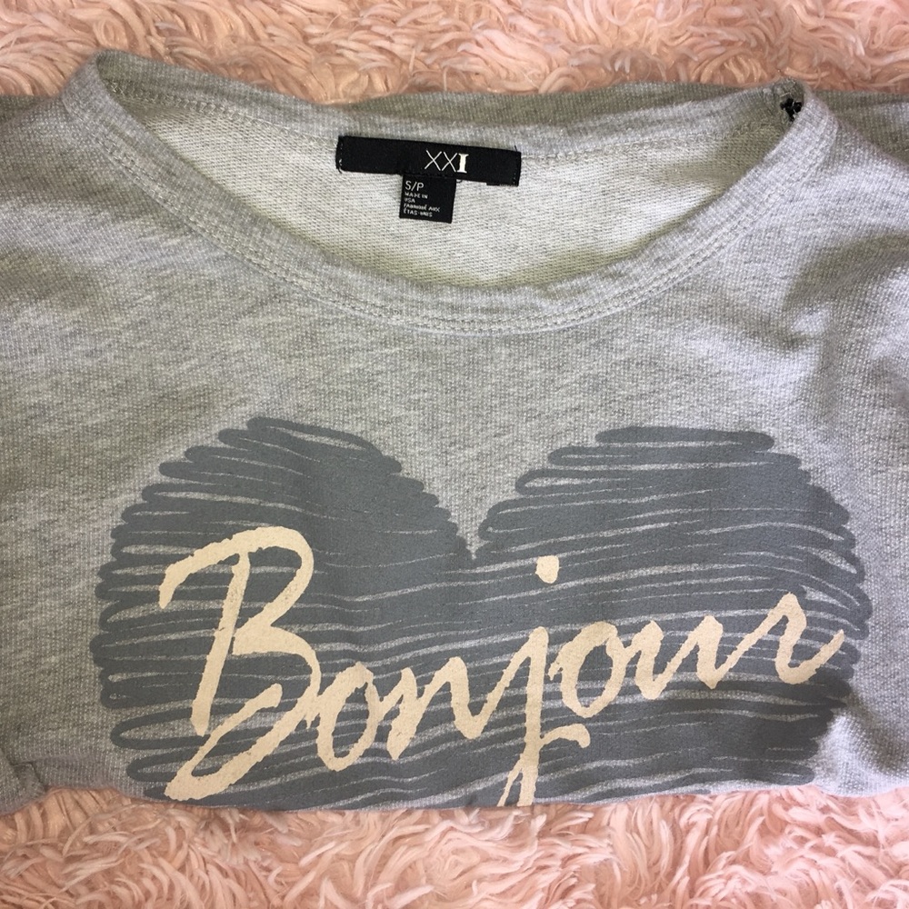 Forever 21 Bonjour Heart Graphic Gray Mid-Sleeve Crop Top, Size S - Picture 3 of 4